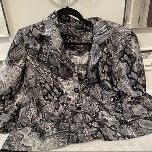 snakeskin pattern blazer